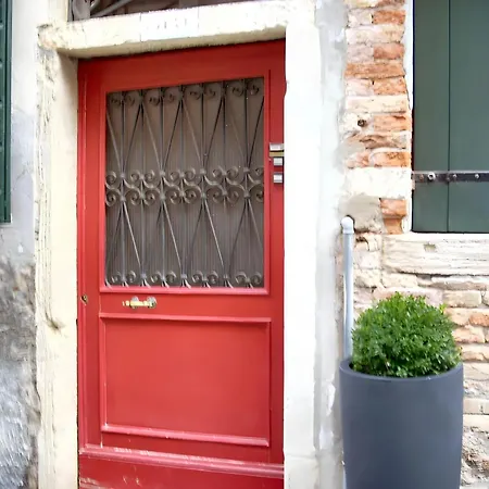 Cosy In The Heart Of With View 50 M² Apartament *