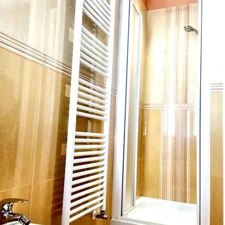 Apartment Cosy In The Heart Of With View 50 M²